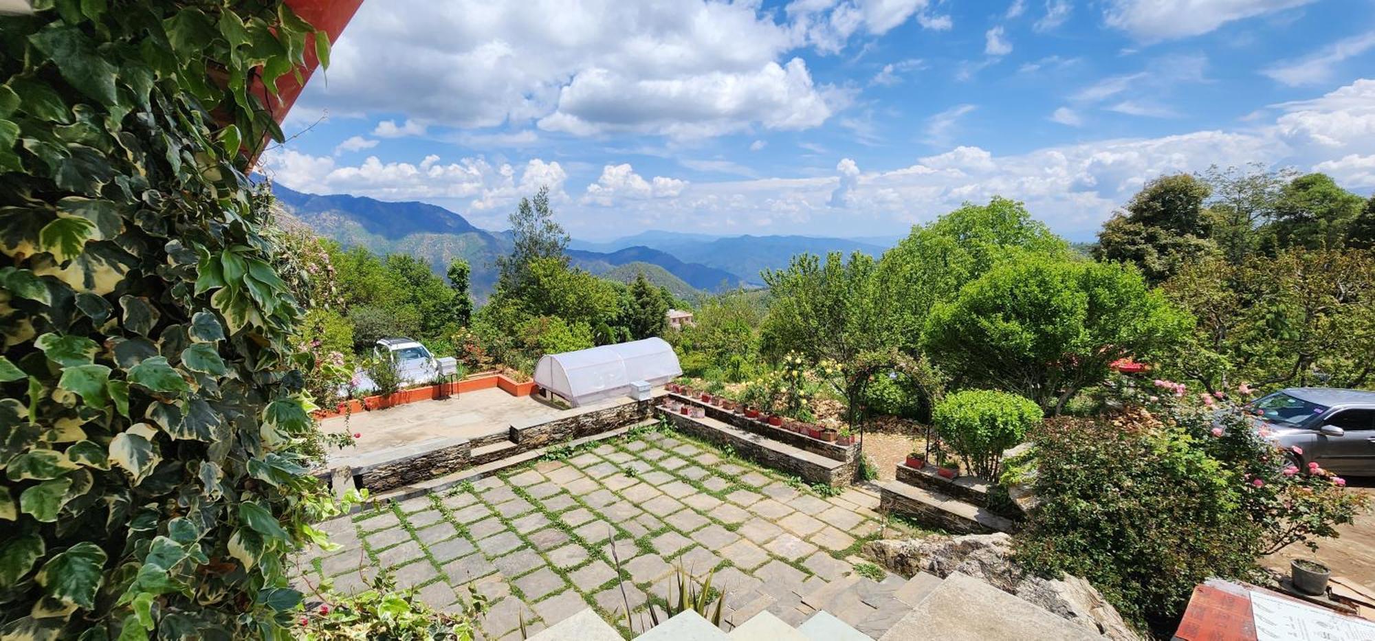 Dunagiri Retreat Dwarahat Exterior photo